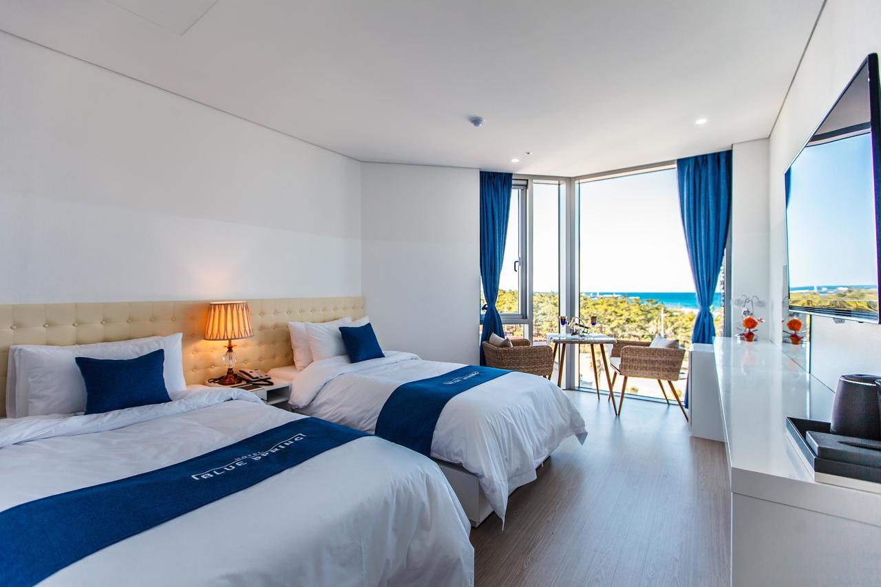 Blue Spring Hotel Jeju Extérieur photo