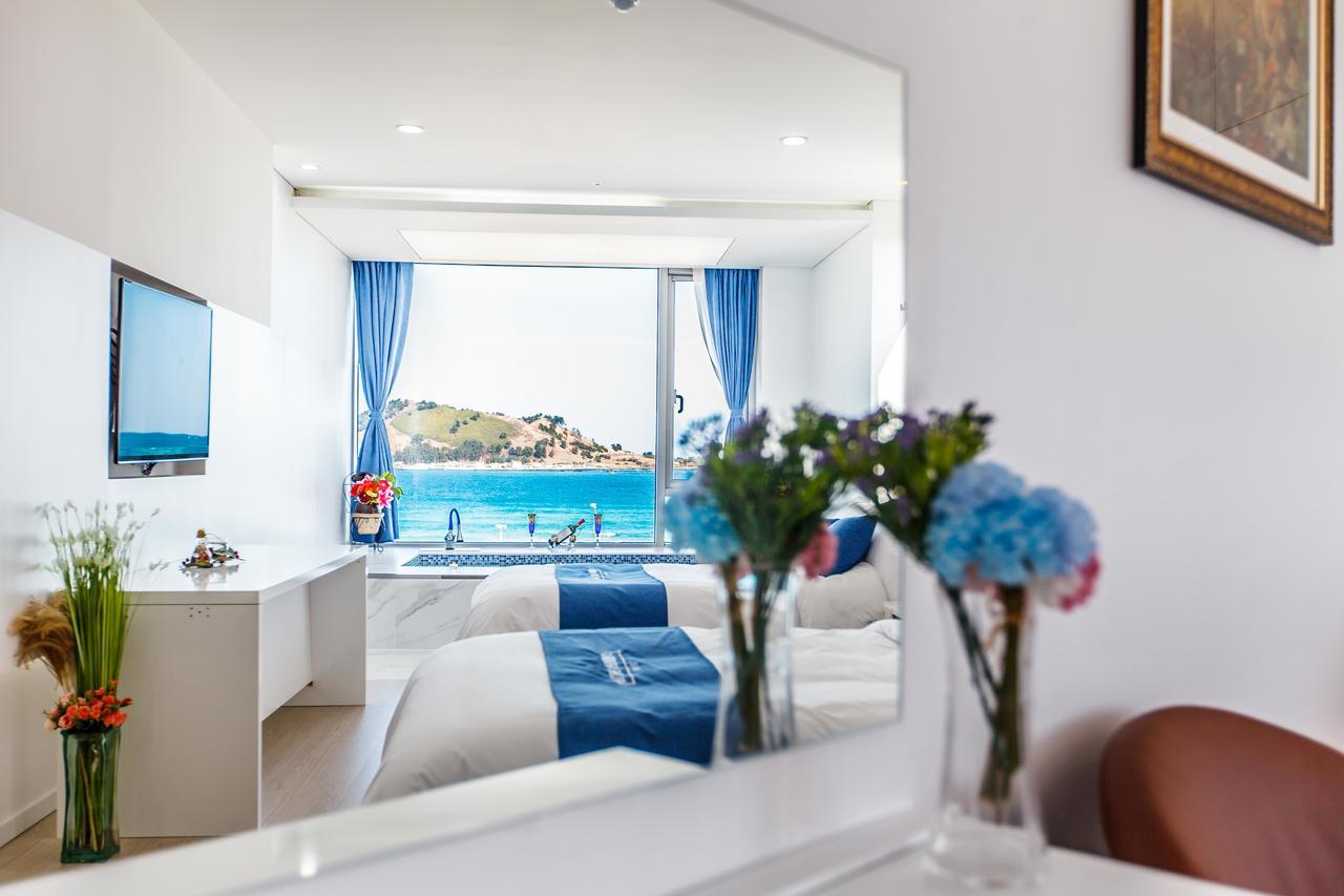 Blue Spring Hotel Jeju Extérieur photo
