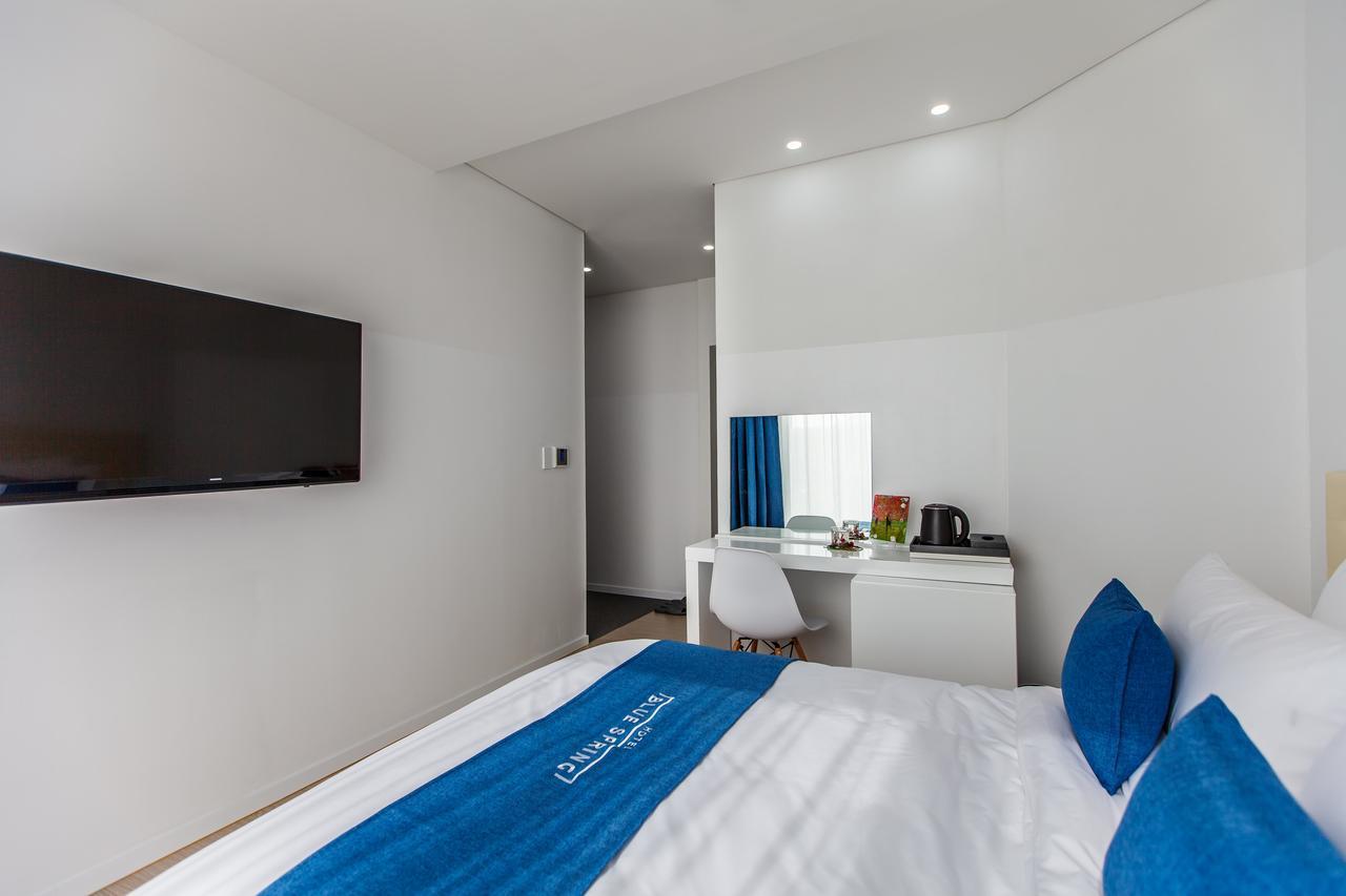 Blue Spring Hotel Jeju Extérieur photo