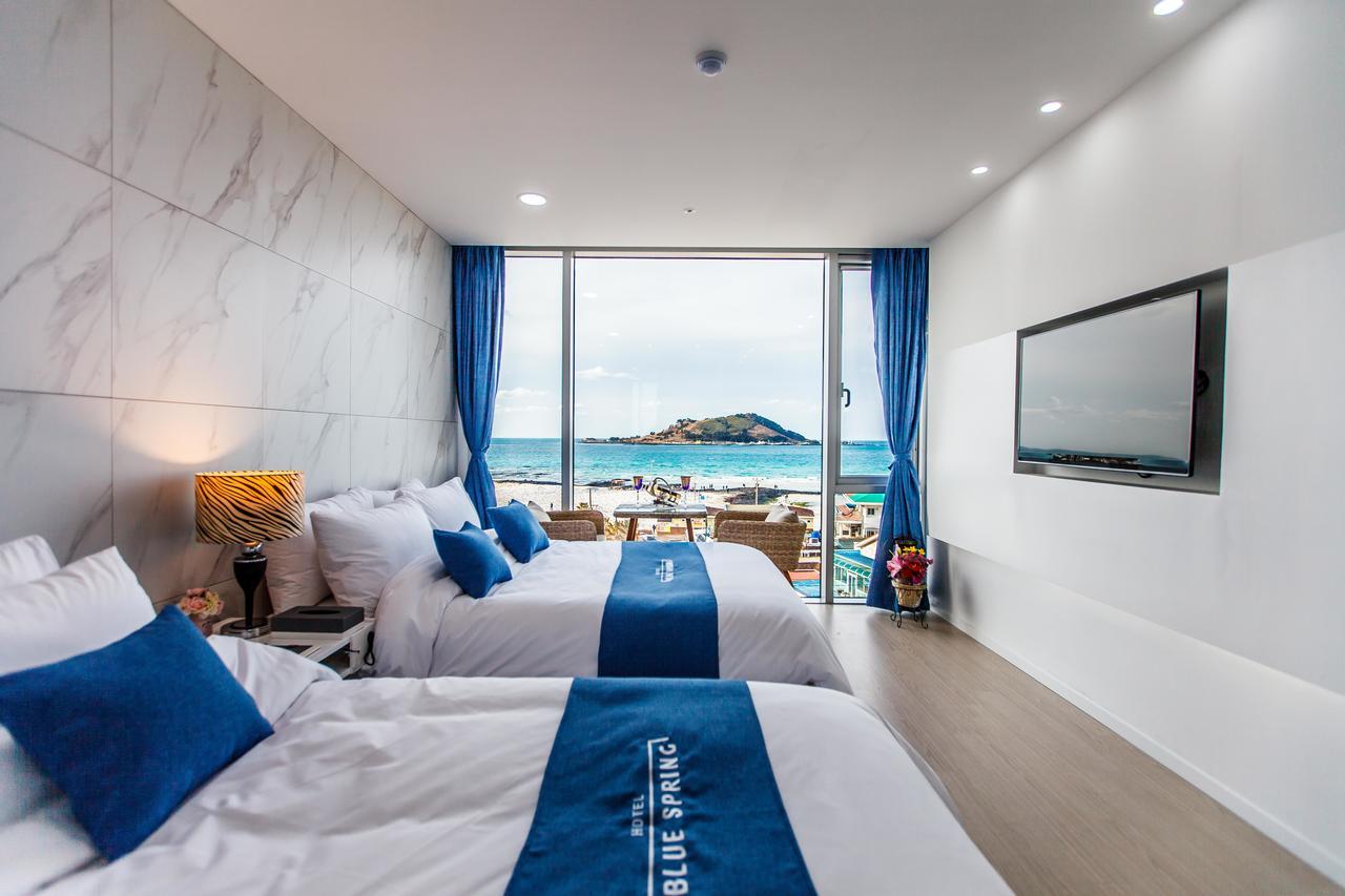 Blue Spring Hotel Jeju Extérieur photo