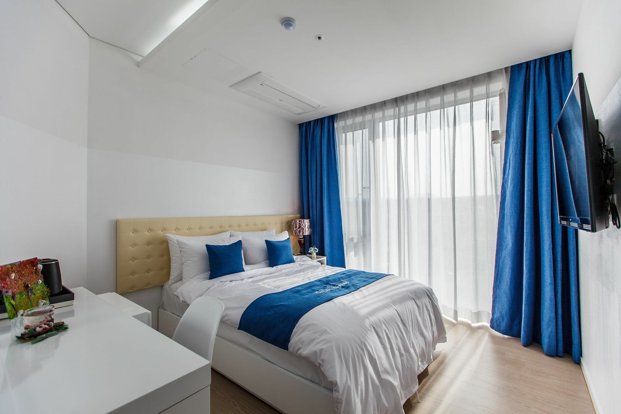 Blue Spring Hotel Jeju Extérieur photo
