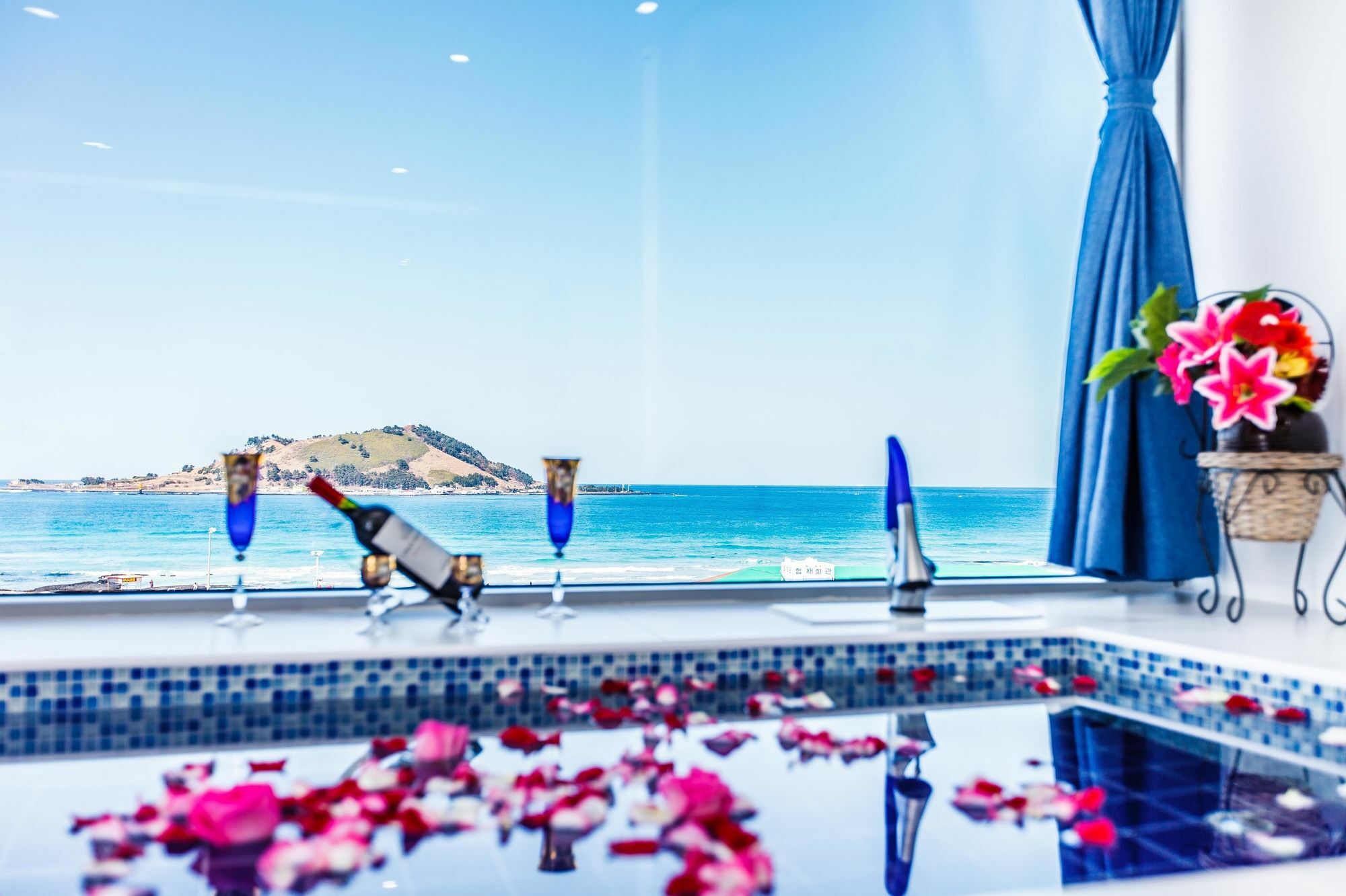 Blue Spring Hotel Jeju Extérieur photo