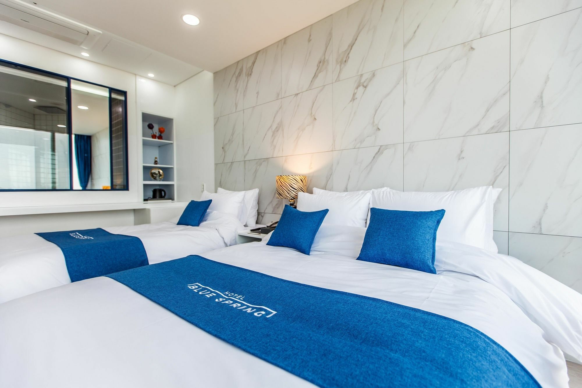 Blue Spring Hotel Jeju Extérieur photo
